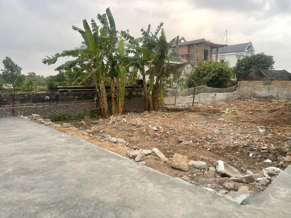 Đất nền Yên Hòa, huyện Yên Mô, 100m² giá chỉ 8xx triệu - Cơ hội đầu tư sinh lời!