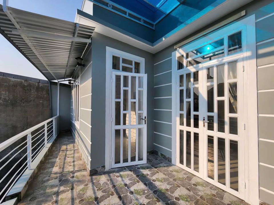 Bán nhà 2 tầng tại xóm 4 Ngọc Anh, 76m² chỉ 2.85 tỷ - Nội thất đầy đủ!