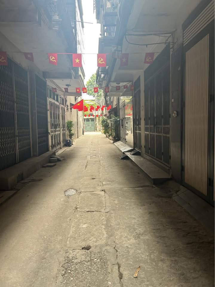 Nhà Phân Lô Giải Phóng 45m² giá thỏa thuận - Ô tô vào tận nhà!