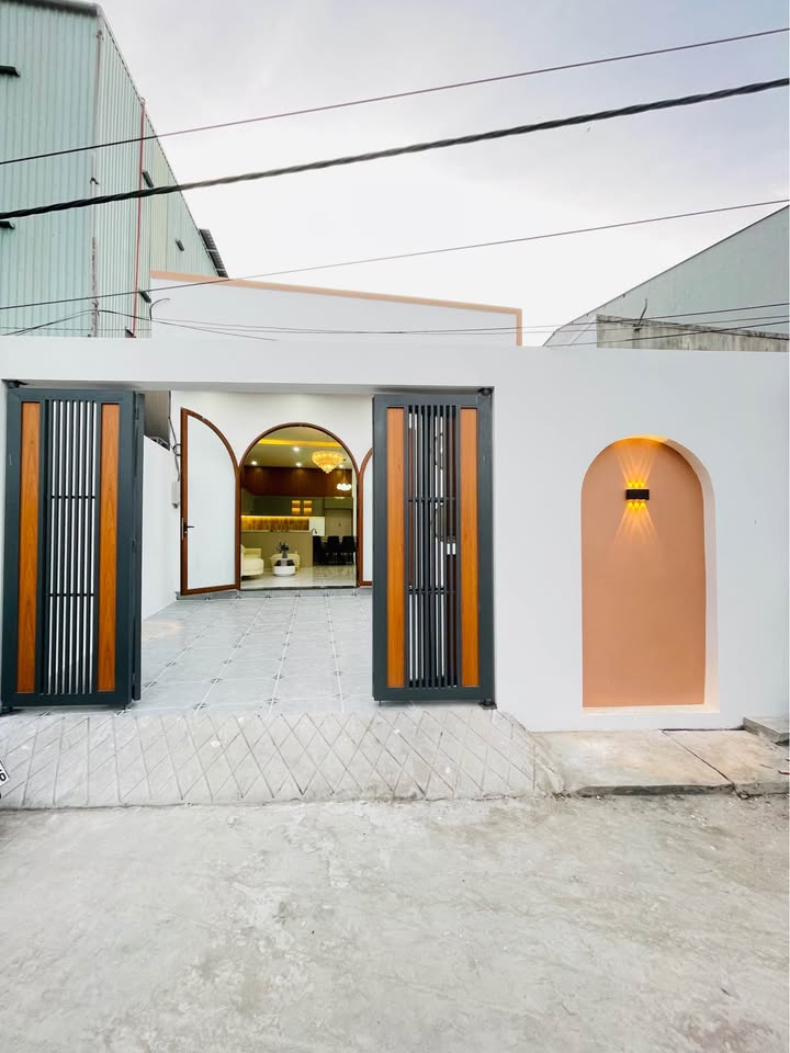 Nhà mới hẻm 371 Lâm Quang Ky, Rạch Giá 165m² giá 2.25 tỷ - Dọn vào ở ngay!