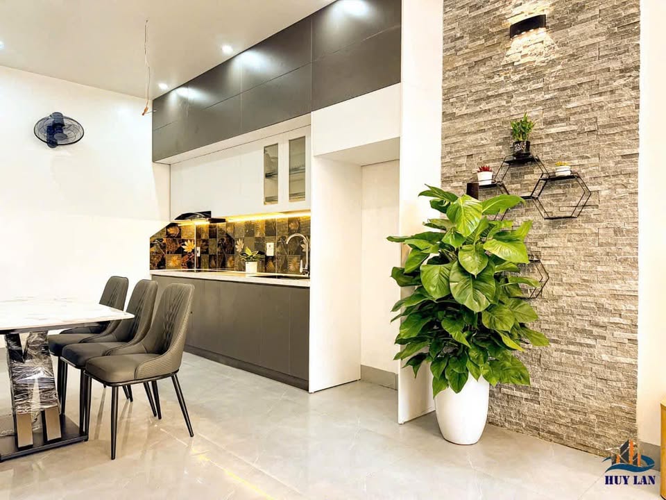 Nhà 2 tầng tại Phường Thanh Châu 99m² giá 4.2 tỷ - Sẵn sàng đón Tết!