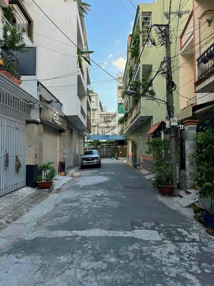 Bán nhà đẹp hẻm 5m Nguyễn Văn Tố, Tân Thành, 62m² giá 9.5 tỷ - Khu trung tâm sầm uất!