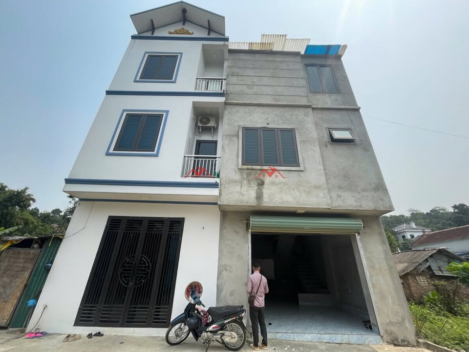 Nhà 3 Tầng Thôn Sơn Đồng, Tiên Phương, 42.8m² - Giá chỉ 2 tỷ VND