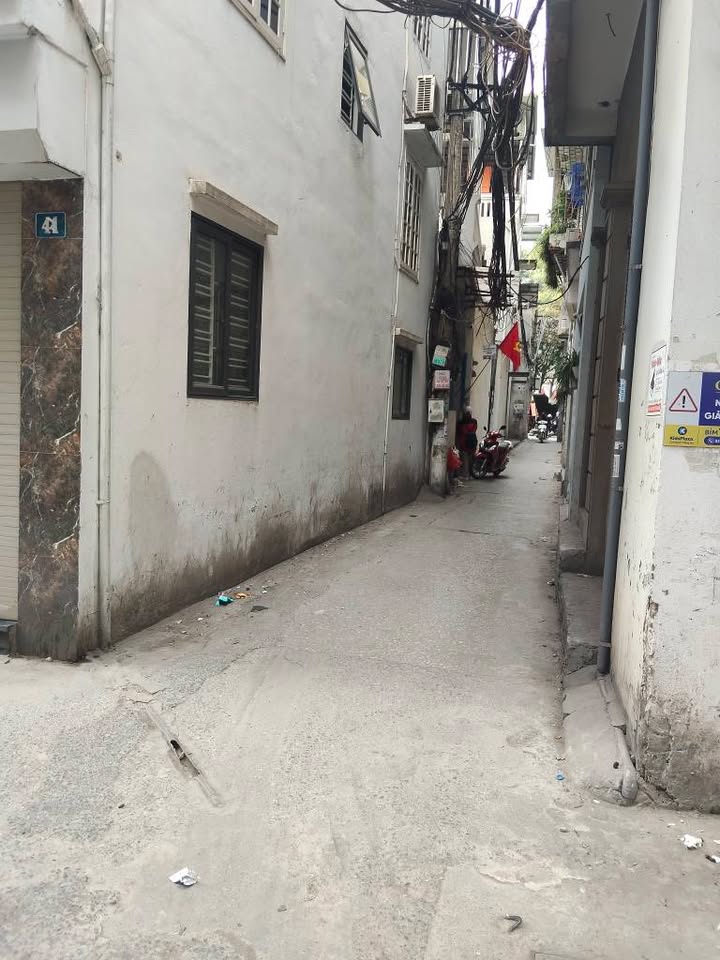 Nhà phố Định Công Thượng, 40m², giá 11 tỷ - Lô góc đỗ ô tô cửa!