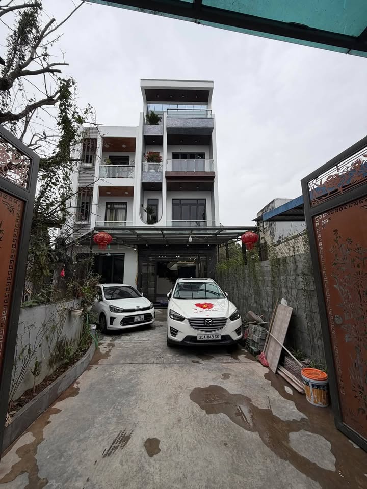 Nhà mặt đường Nguyễn Bính, Nam Định 57m² giá 4 tỷ - Kinh doanh thuận lợi!