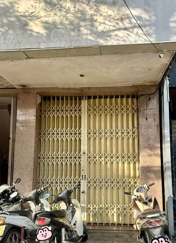 Cho thuê mặt bằng đường Nguyễn Tri Phương, Quận Thanh Khê, Đà Nẵng - Giá chỉ 6,5 triệu/tháng, phù hợp văn phòng, salon tóc, kinh doanh linh kiện