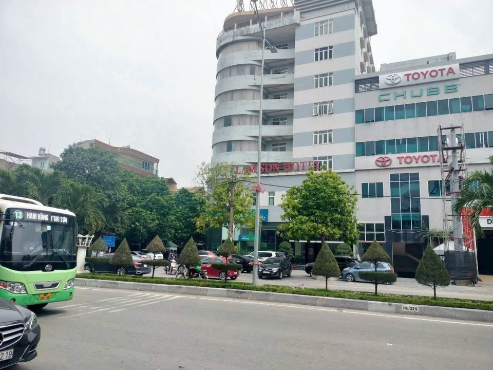 Nhà mặt tiền Trần Phú, 70m² giá 14 tỷ - Hàng hiếm không thể bỏ lỡ!