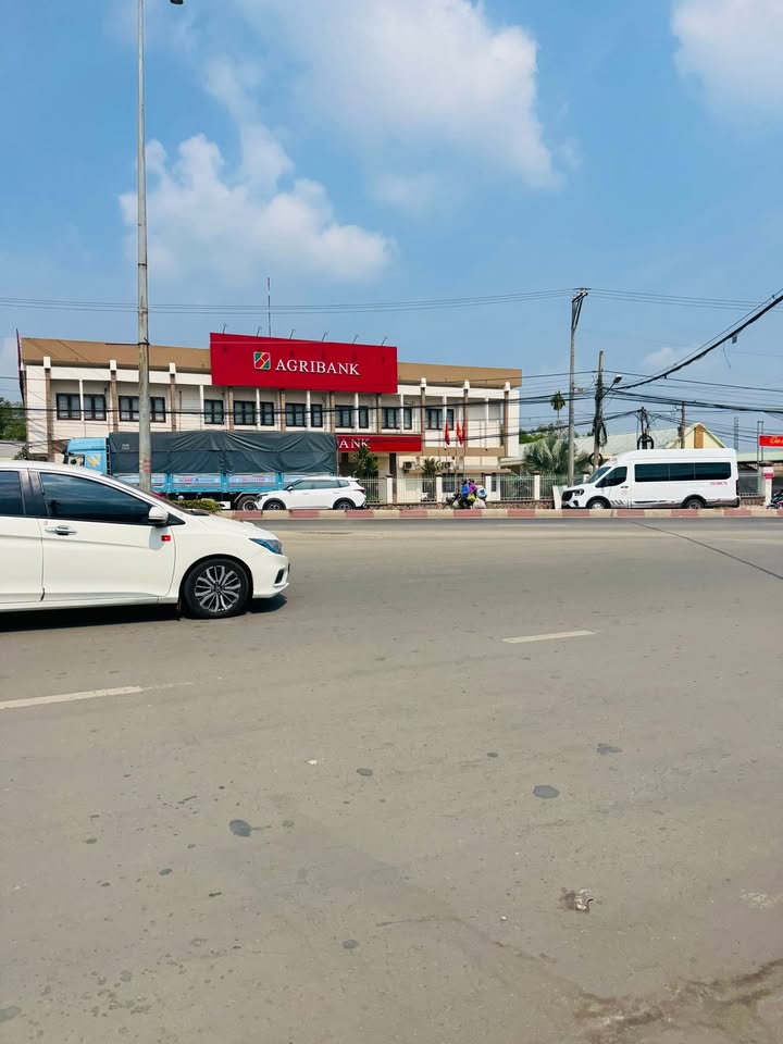 Đất thổ vườn Trảng Bàng 690m² giá 1.85 tỷ - Đường xe hơi vào tận nơi!