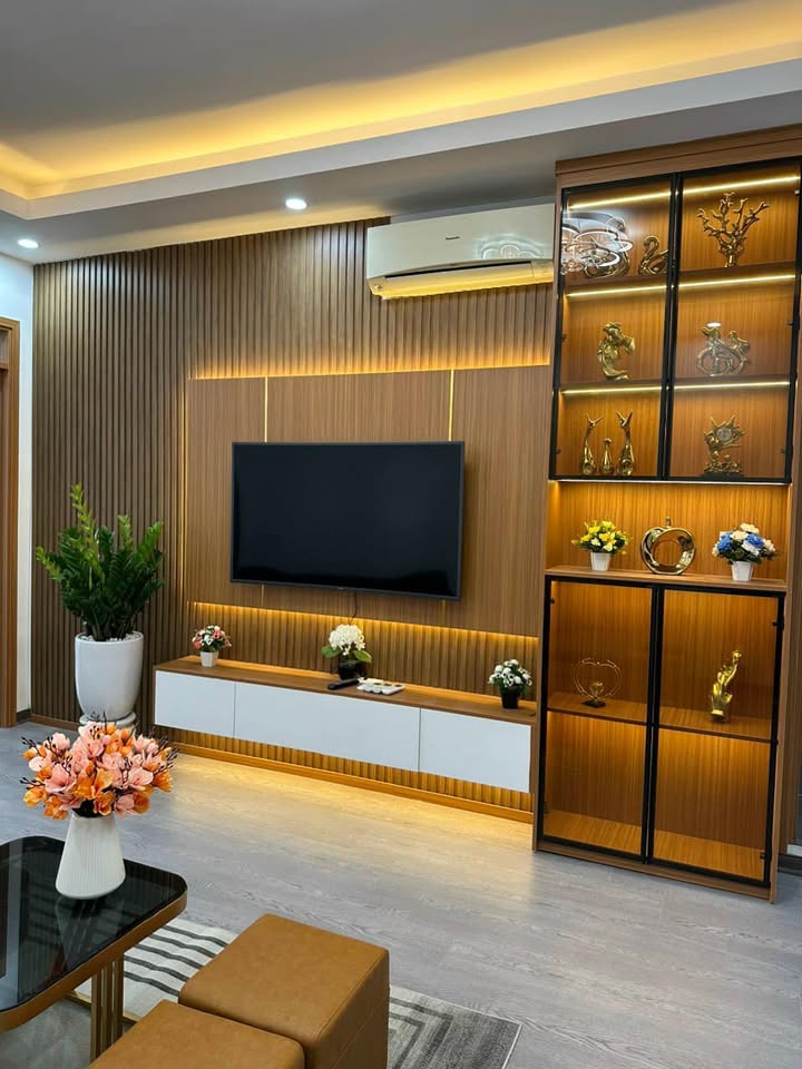 Căn hộ F4 phố Trung Kính 80m² giá 7.07 tỷ - Sổ hồng chính chủ, nội thất đầy đủ!