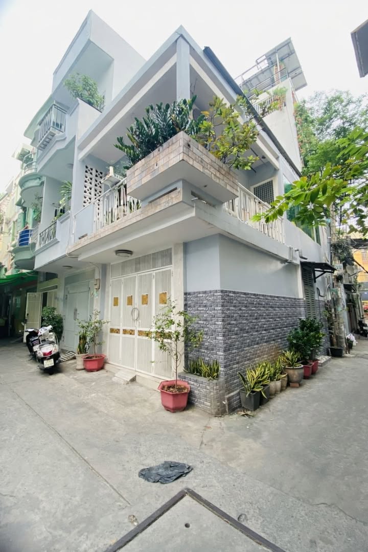 Nhà riêng Cư xá Đô Thành, Quận 12, 40m² giá 8 tỷ - Cơ hội đầu tư tuyệt vời!