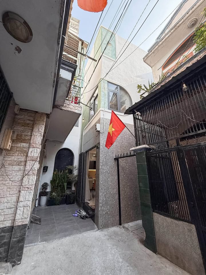 FrontHouse Đối diện ĐH Hồng Bàng, Quận Bình Thạnh 75m² giá 5.38 tỷ - Cơ hội không thể bỏ lỡ!