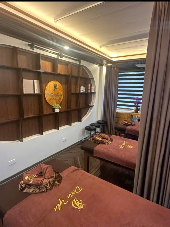 FrontHouse Phan Kế Bính, Ba Đình 40m² giá 20 tỷ - Kinh doanh đỉnh cao!