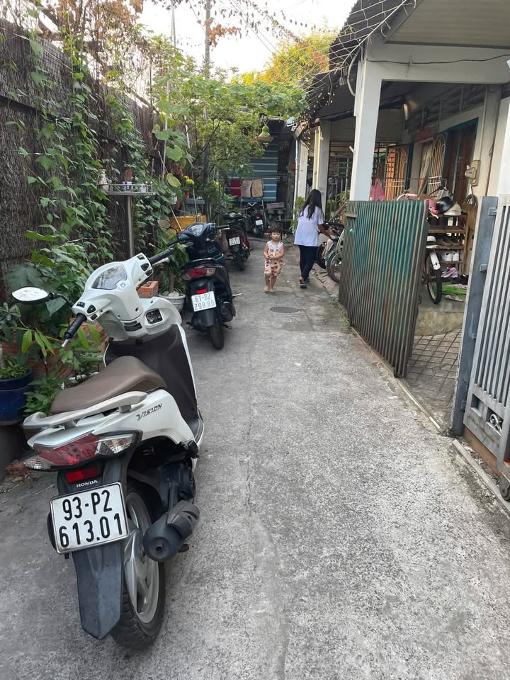 Nhà phố Việt Trì 87m² giá 2.3 tỷ - Sẵn sàng chuyển nhượng ngay!