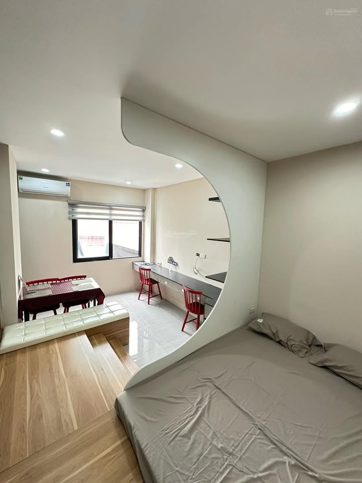 Nhà riêng 165m² phố Đại Đồng, Hoàng Mai giá 52 tỷ - Đang cho thuê CCMN cao cấp!