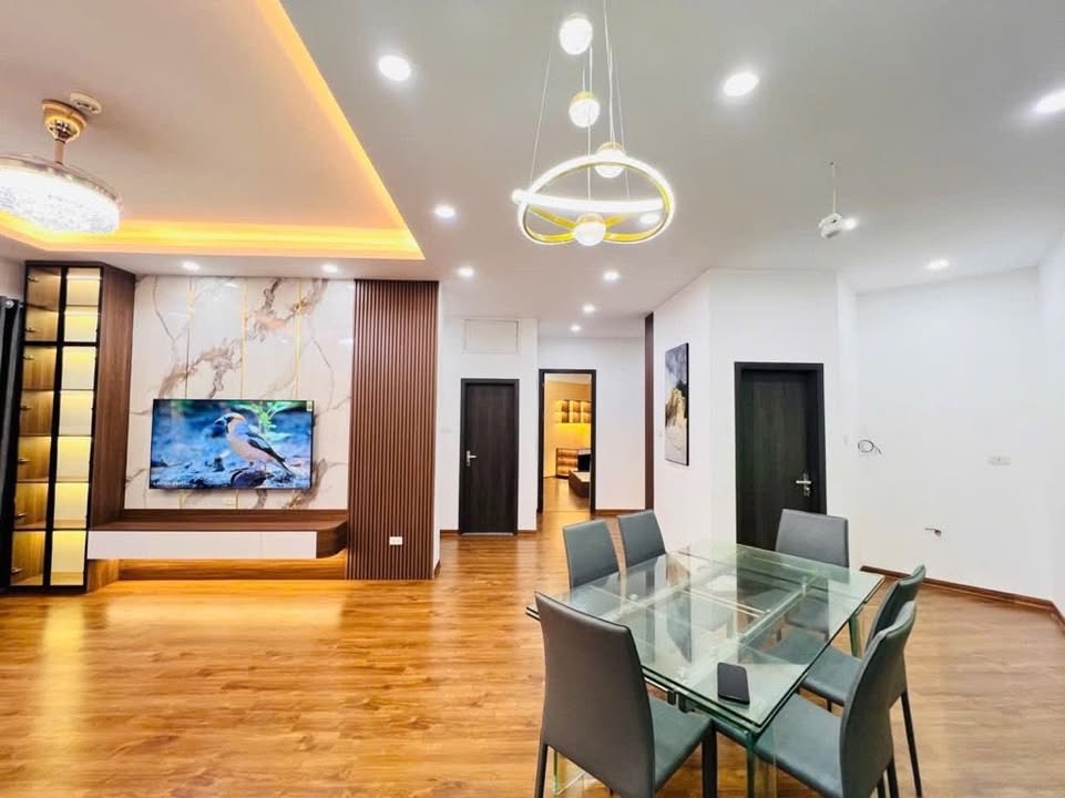 Căn hộ M3–M4, 91 Nguyễn Chí Thanh 120m² giá thỏa thuận - Nội thất full mới!