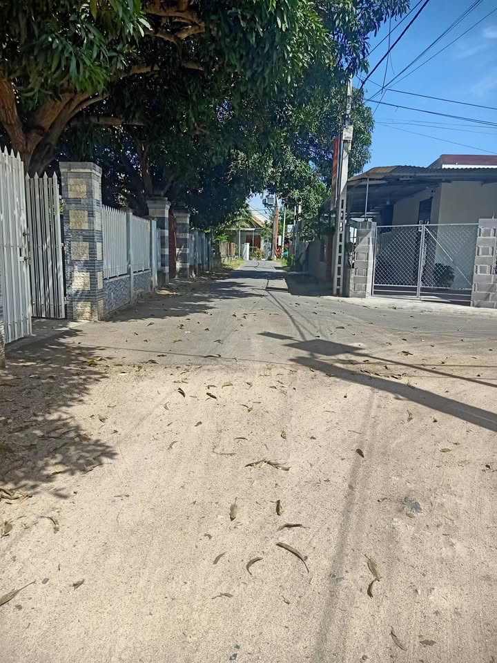 Đất nền Cam Phúc Bắc 150m² giá 1.35 tỷ - Sổ đỏ chính chủ, vị trí thuận lợi!