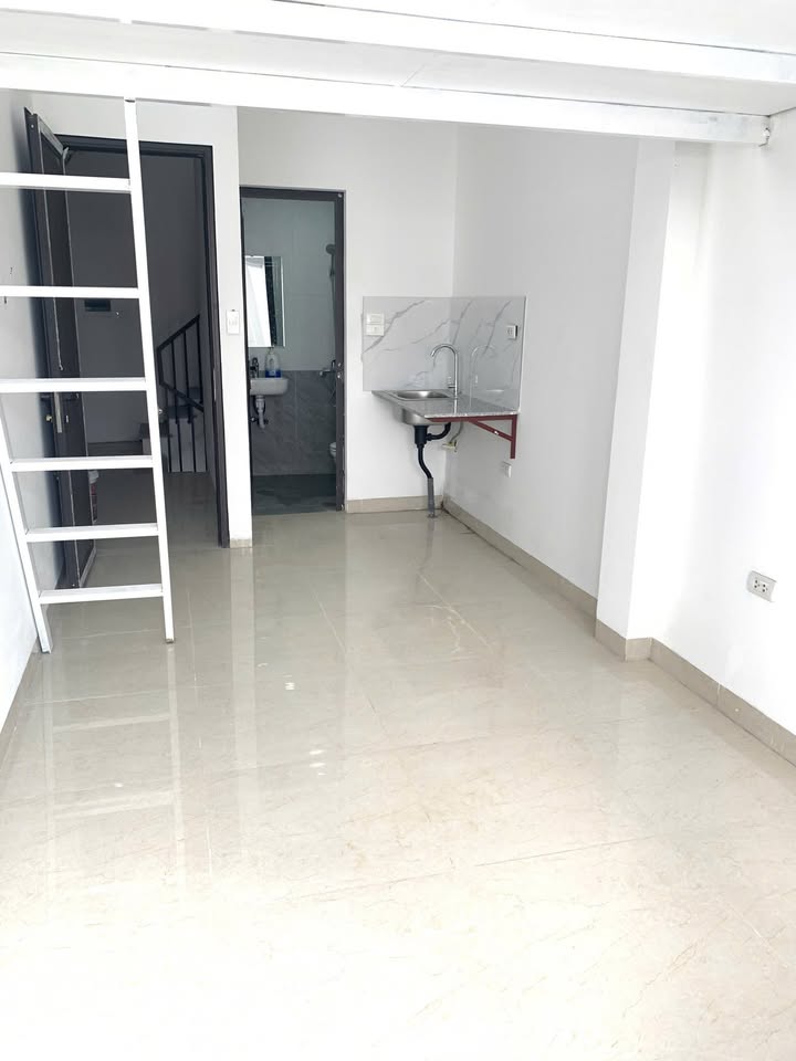 Phòng trọ Miêu Nha Tây Mỗ 20m² giá chỉ 3 triệu - Vào ở ngay không chung chủ!