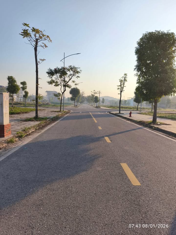 Đất nền Khu đô thị 0M7 Thị trấn Cao Thượng 100m² giá 2 tỷ - Cơ hội đầu tư hấp dẫn!