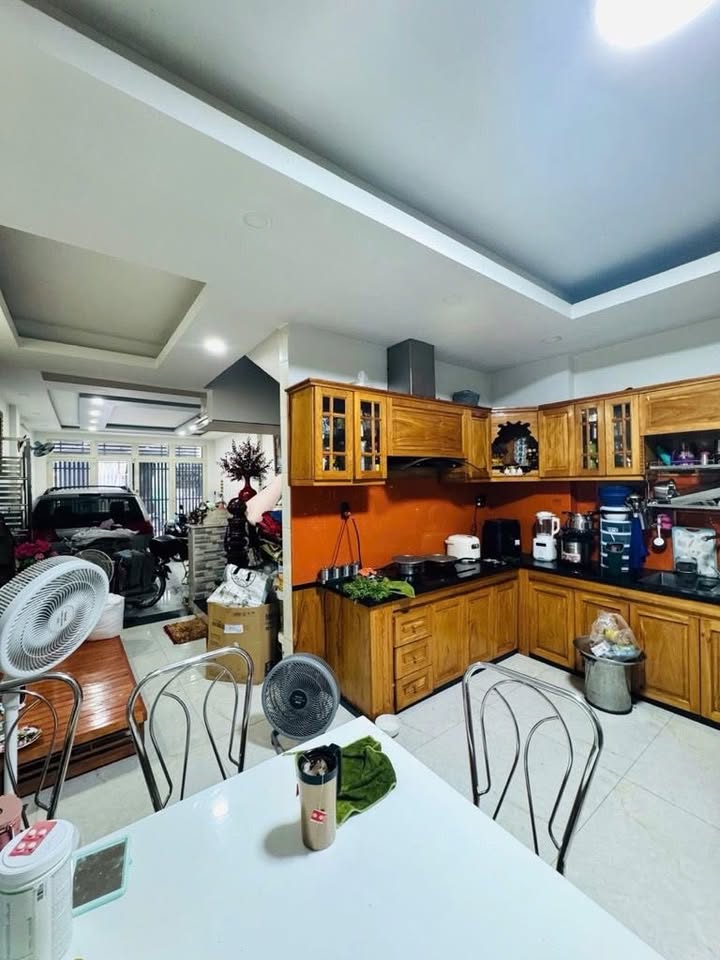 Nhà 4 tầng hẻm xe tải Tân Tạo A 90m² giá 8.96 tỷ - Đầu tư sinh lời!