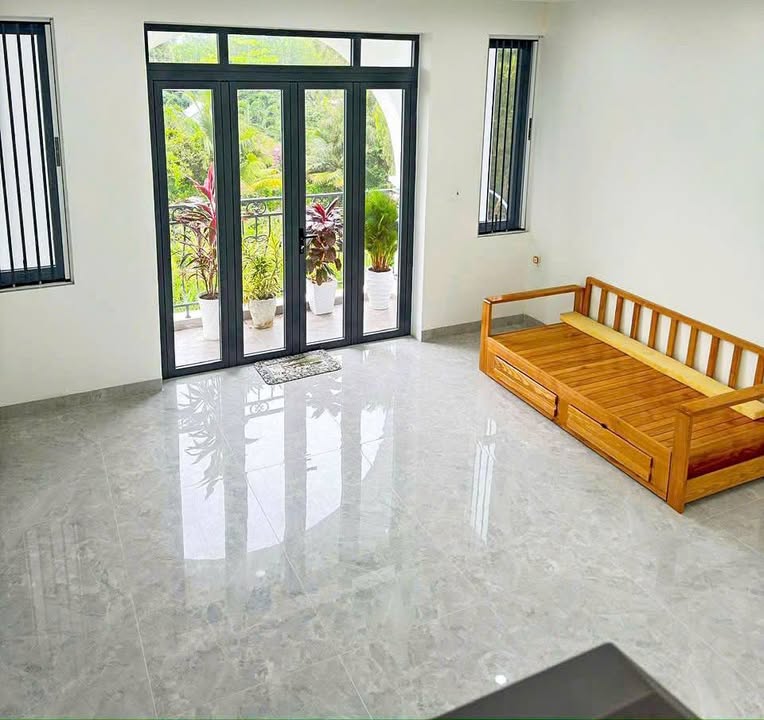 Nhà phố KDC Minh Thắng Cà Mau 100m² giá 4.3 tỷ - Thiết kế hiện đại, có sổ đỏ