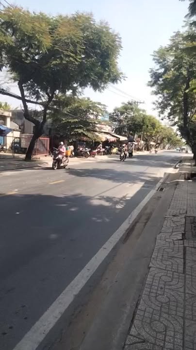 Nhà nguyên căn mặt tiền đường Nguyễn Bình 54m² giá 4.5 triệu - Thích hợp kinh doanh