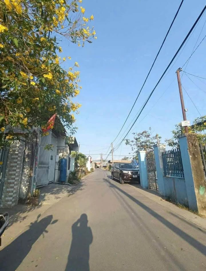 Lô đất thổ cư đường Thân Nhân Trung, Hố Nai, 120m² giá 2.59 tỷ - Vị trí đẹp cho kinh doanh!