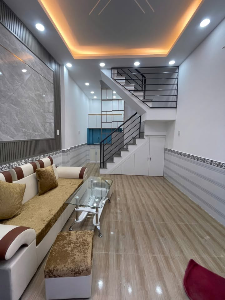 Nhà phố Nguyễn Văn Quá, Quận 12, 24m² giá 1.468 tỷ - Chính chủ bán gấp!