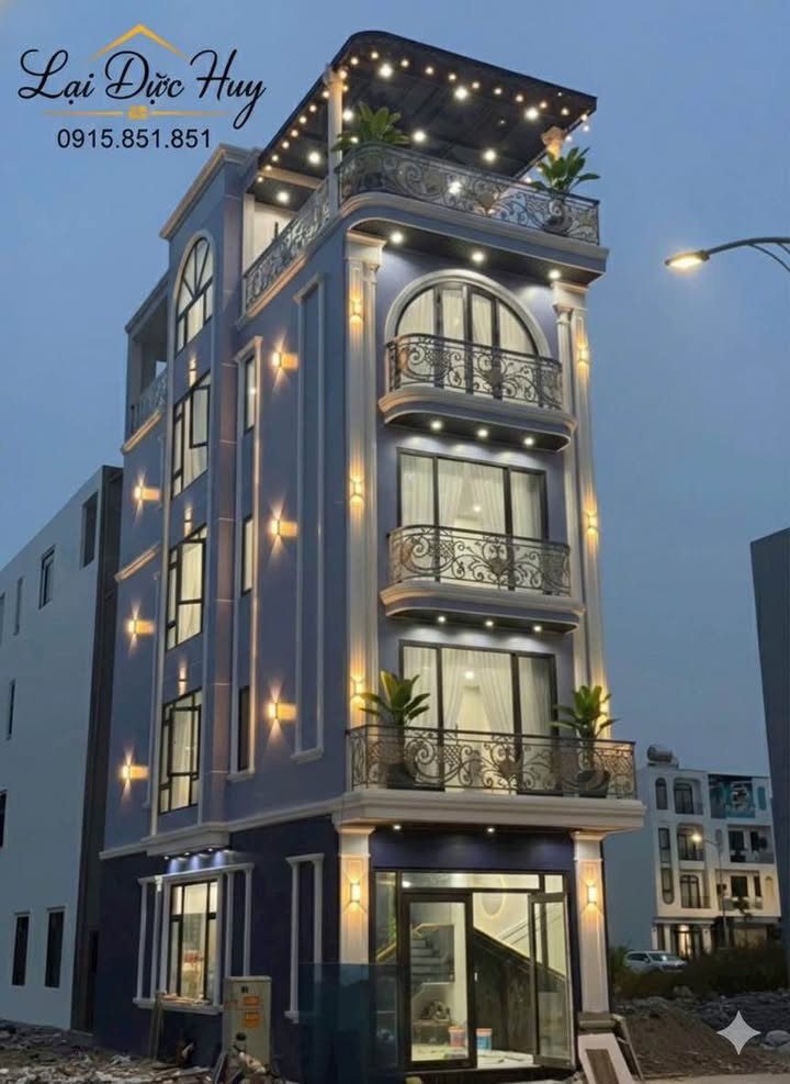 Nhà phố Vườn Hoa Hạ Long 320m² giá 7 tỷ - Thiết kế hiện đại, nội thất cao cấp!