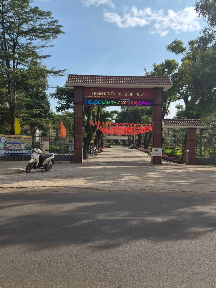 Đất kinh doanh 2 mặt tiền Đức Trọng 242m² giá 5.2 tỷ - Cơ hội đầu tư sinh lợi cao!