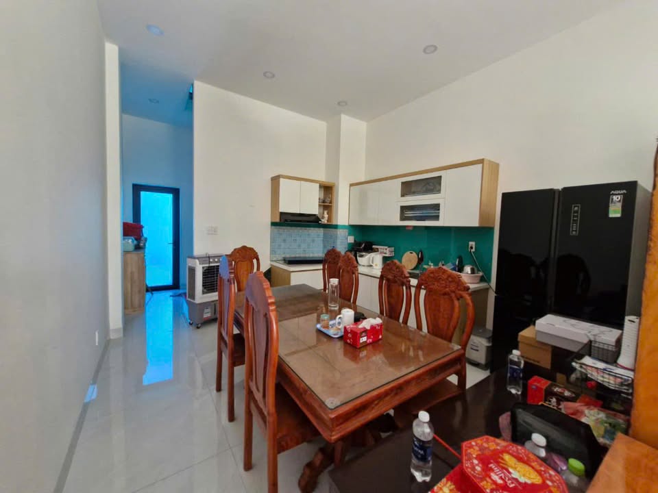 Nhà 3 tầng hẻm xe tải Nguyễn Xiển 66m² giá 5.6 tỷ - Chính chủ công chứng ngay!