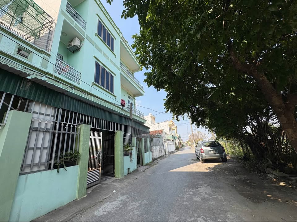 Nhà cho thuê 3 tầng tại Trần Lãm, Thái Bình - Giá chỉ 4 triệu/tháng, ô tô đỗ cửa!