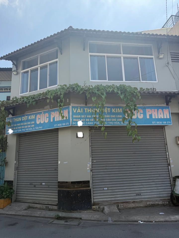 Nhà mặt phố kinh doanh tại khu chợ vải Phú Thọ Hòa, 64m² giá 6.3 tỷ - Đầu tư sinh lời lý tưởng!