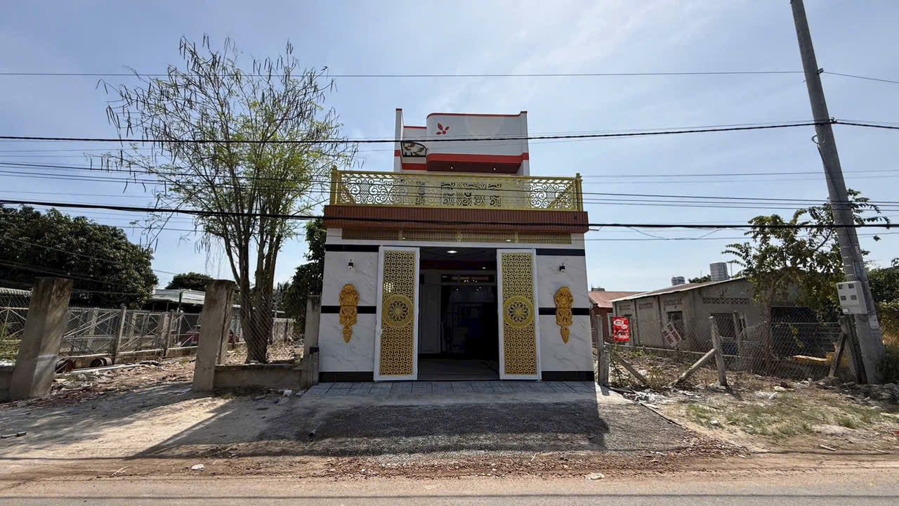 Nhà phố Ninh Lợi, Tây Ninh, 126m² giá 3.05 tỷ - Thiết kế hiện đại, sẵn sàng ở ngay!