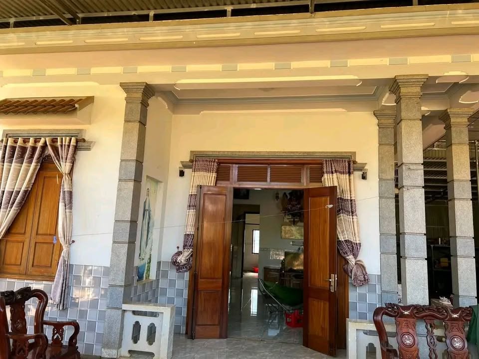 Nhà đẹp Xã Đắk Môl 920m² giá 2.5 tỷ - Vị trí đắc địa gần nhà thờ