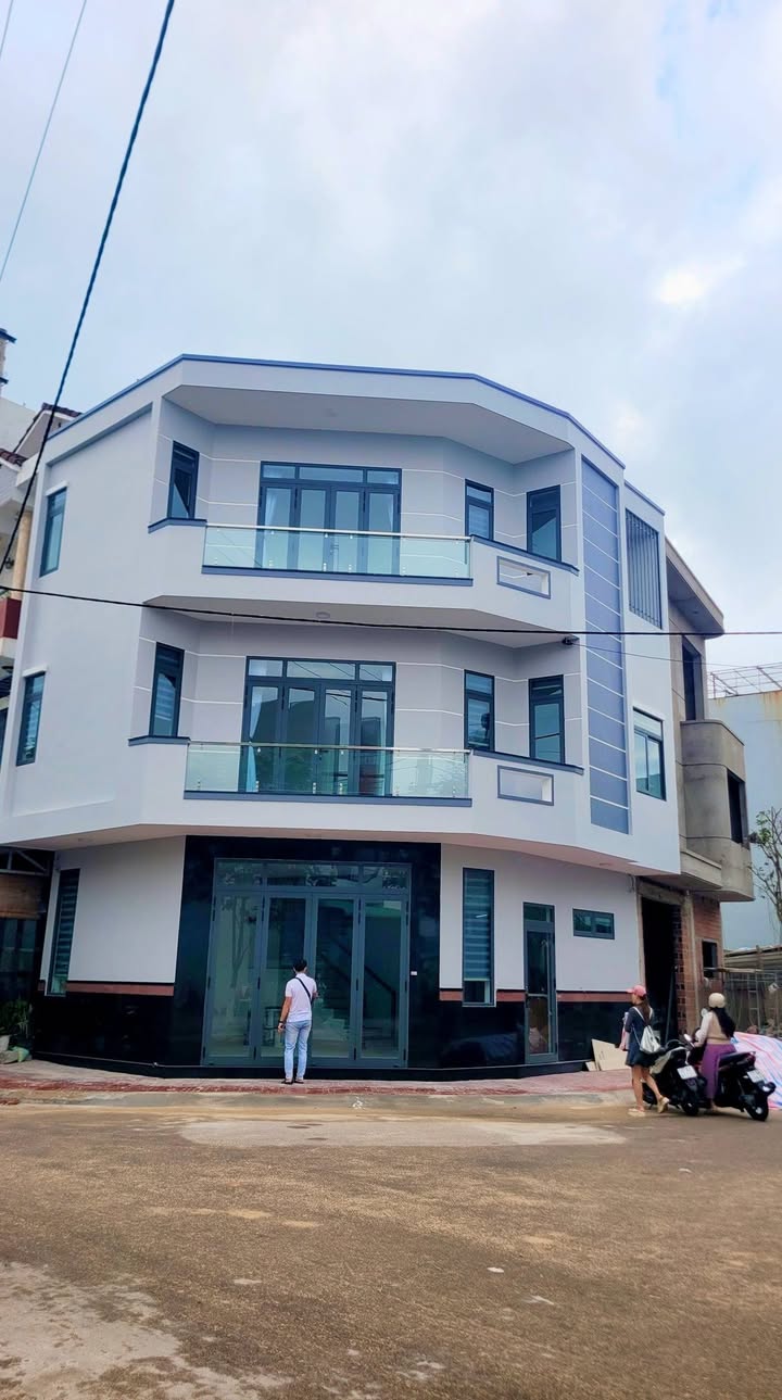 Nhà Ôm Góc 3 Tầng Nguyễn Trọng Trì, Nhơn Bình 57m² - Giá Chỉ 5 Tỷ!