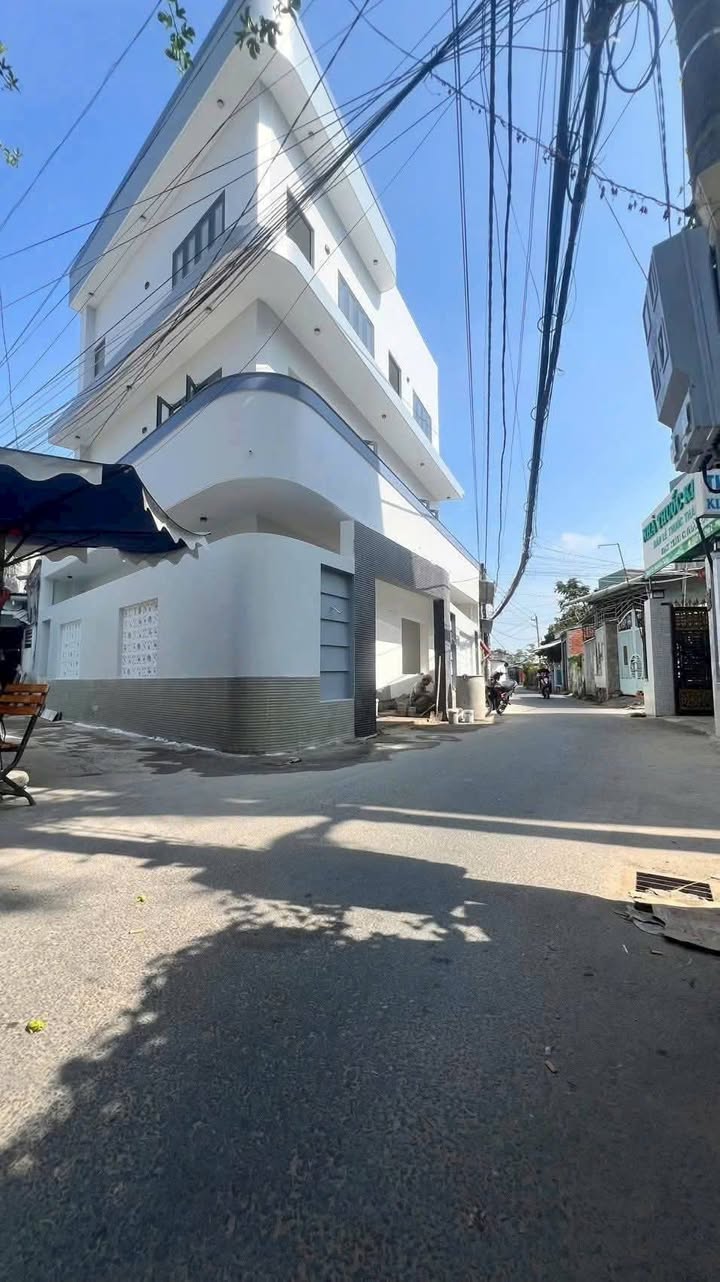 Nhà cho thuê 3 tầng tại hẻm Sân Bia, Bến Tre - Tiện kinh doanh, văn phòng