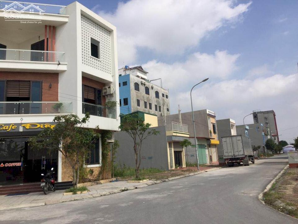 Đất nền 50m² Phường Xuân Khanh, Sơn Tây giá 2 tỷ - Khu vực tiện ích đầy đủ!