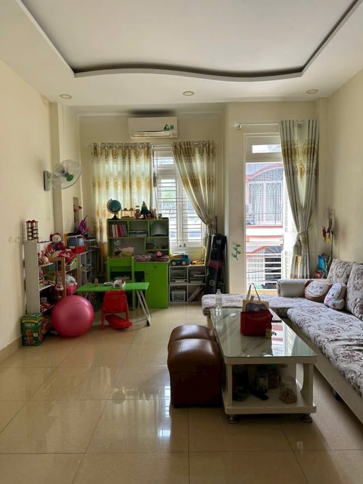 Nhà mặt tiền Bảy Hiền, Tân Bình, 62m² giá 15.5 tỷ - Kinh doanh thuận lợi!