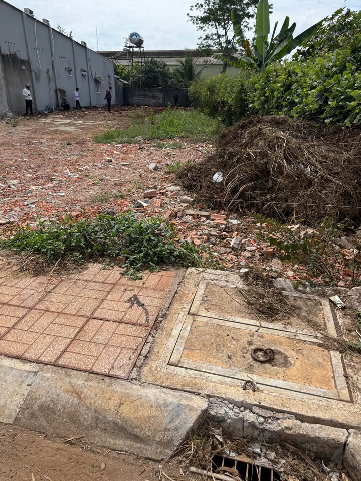 FrontHouse Hồ Thị Hương 532m² giá thương lượng - Mặt tiền kinh doanh lý tưởng!