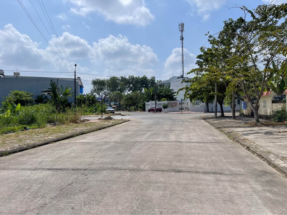 Đất nền KDC Licogi Cà Mau 100m² giá 1.52 tỷ - Sổ hồng chính chủ