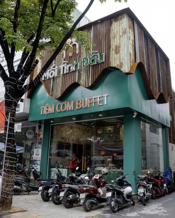 Quán ăn cho thuê tại Lê Đình Lý, Hải Châu, Đà Nẵng - Không gian rộng, giá thương lượng!