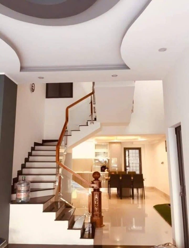 Nhà cho thuê mặt tiền Phan Phu Tiên, Thanh Khê 75m² - Đầy đủ nội thất, ô tô vào tận nhà!