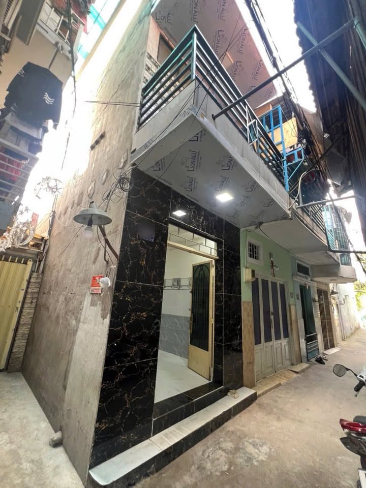 Nhà 3 tầng Âu Dương Lân, Quận 8 - Chỉ 2.1 tỷ, Chính chủ bán gấp!