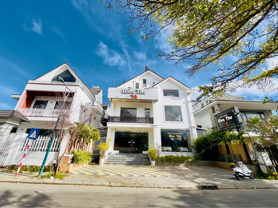 Nhà hàng kinh doanh KQH Golf Valley Đà Lạt 345m² giá 42 tỷ - Sẵn sàng hoạt động ngay!