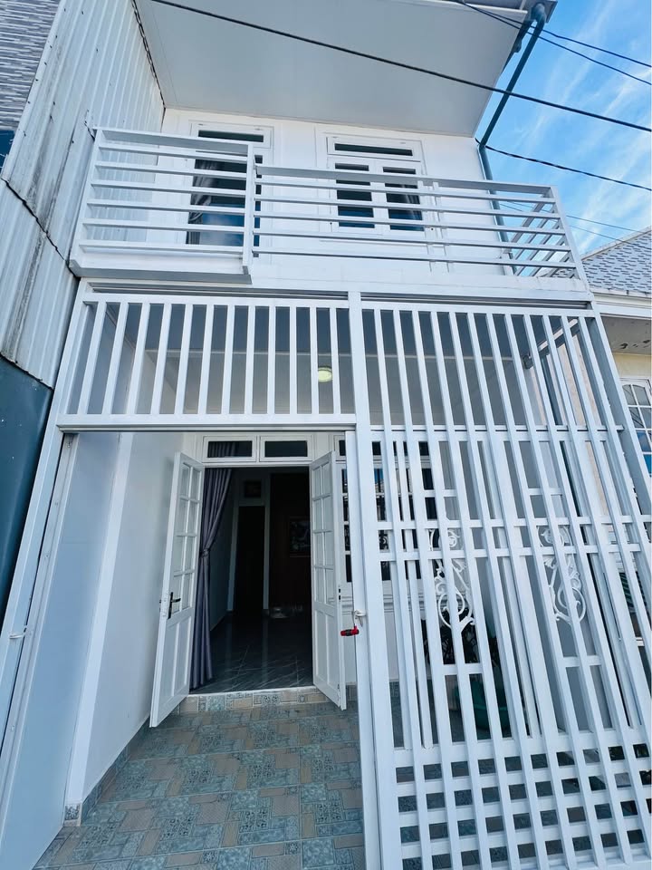 Nhà phố An Dương Vương P1 Đà Lạt 30m² giá 1.999 tỷ - Cơ hội đầu tư tuyệt vời!