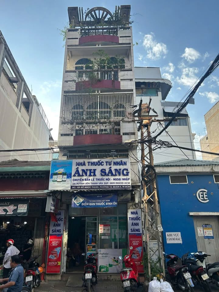 Nhà mặt tiền Đỗ Ngọc Thạnh, Quận 5, 64m² giá 19 tỷ - Chính chủ bán gấp!
