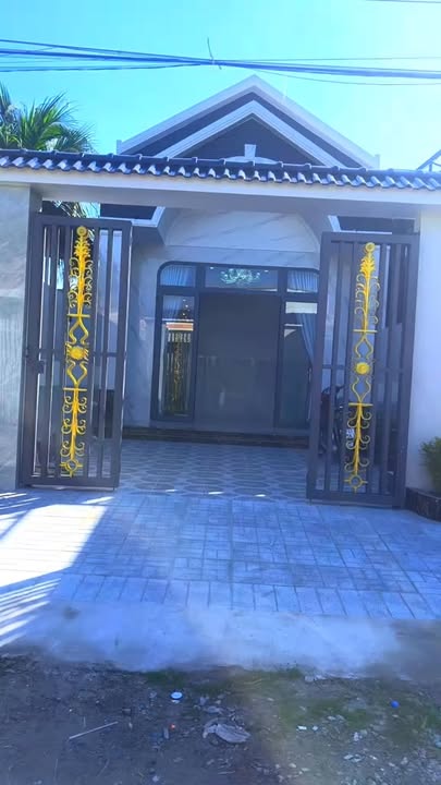 Nhà mặt tiền 3PN tại phường Long Hoa, Tây Ninh - Sẵn sàng vào ở!