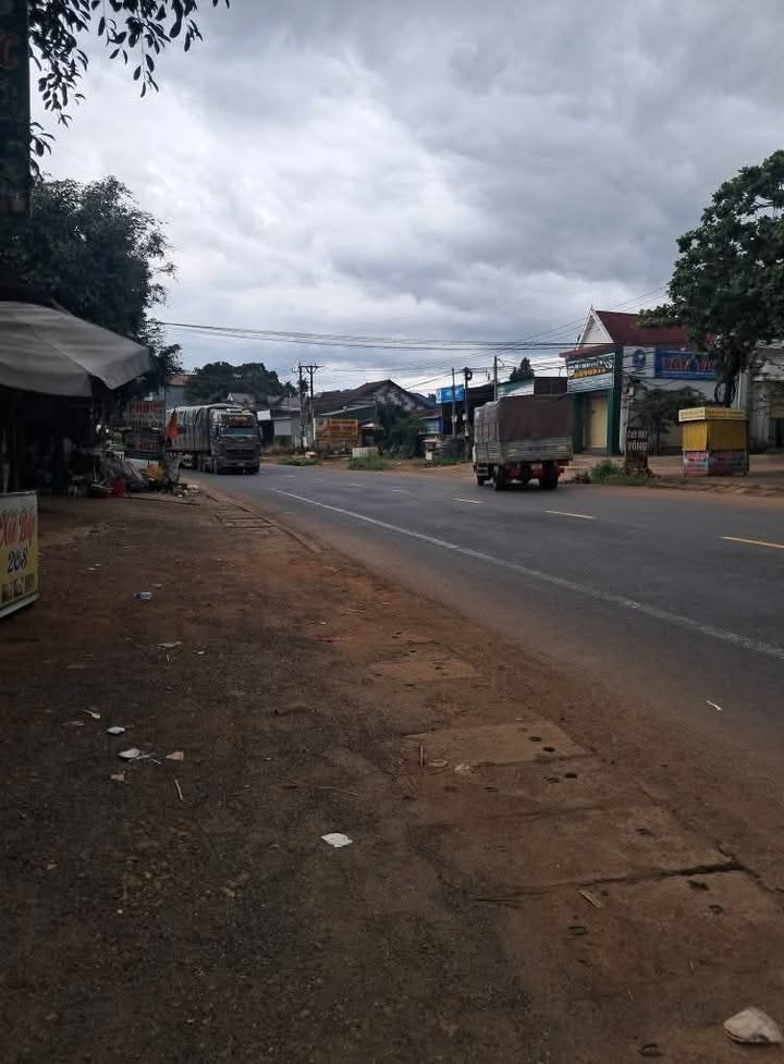 Kho Bán Gấp Quốc Lộ 14, Xã Ka Đơn, 500m² chỉ 3.5 tỷ - Đầu Tư Hiệu Quả!