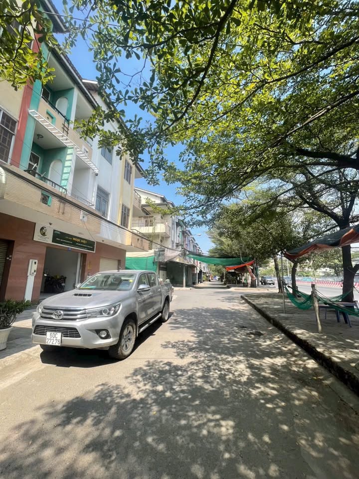 Nhà phố 4 tầng Quốc lộ 1K, Hóa An, 99m² - Giá chỉ 5 tỷ, bớt lộc!