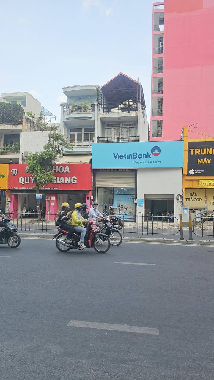 Nhà 3 tầng mặt tiền Phan Đăng Lưu, Phú Nhuận, 145m² - Đầu tư sinh lời cao!